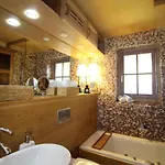 Teddybaer Ski-to-door Apartment