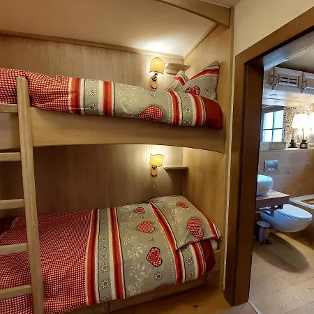 Teddybaer Ski-to-door Apartman *